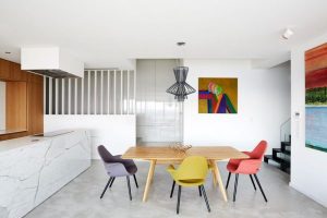triplex-apartment-in-prague-06-850x567-600x400
